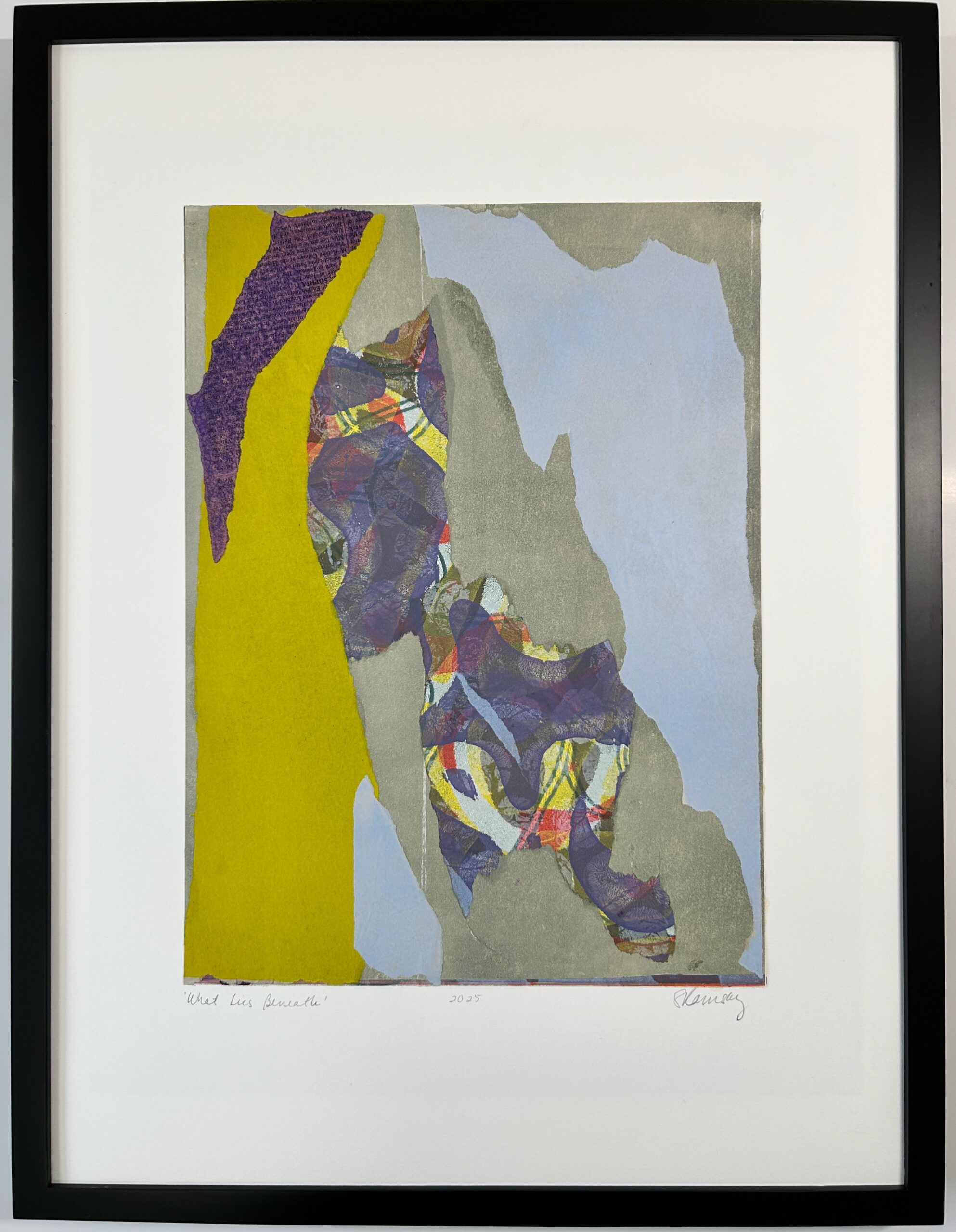 Ramsay, Shelly: What Lies Beneath